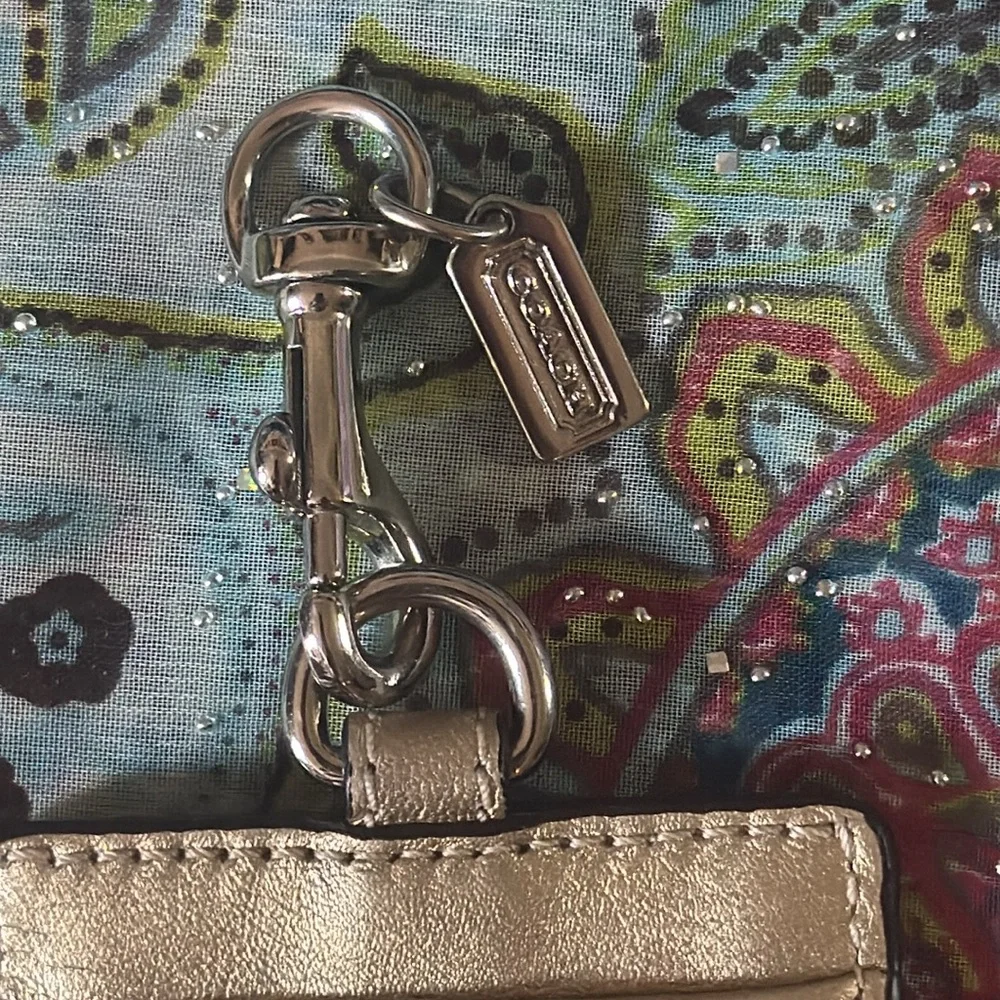 Coach Khaki / Metallic Signature C Lanyard ID Holder 3 card / money slots - Picture 2 of 4